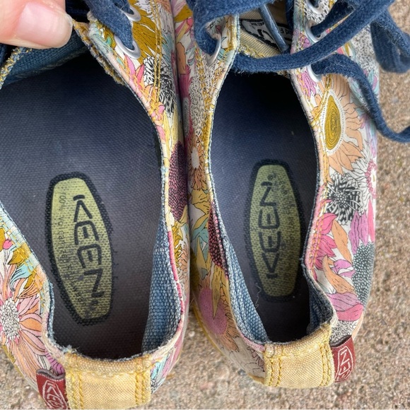KEEN Women’s Floral Pink Yellow Lace Up Sneakers Wide Toe Box Shoe Size 7 - Picture 5 of 13